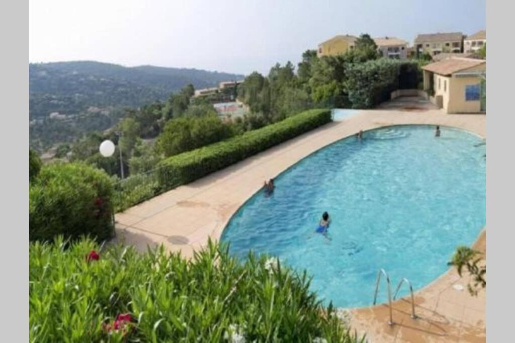 Bel Appartement Dans Le Golfe De Saint Tropez Les Issambres Eksteriør billede