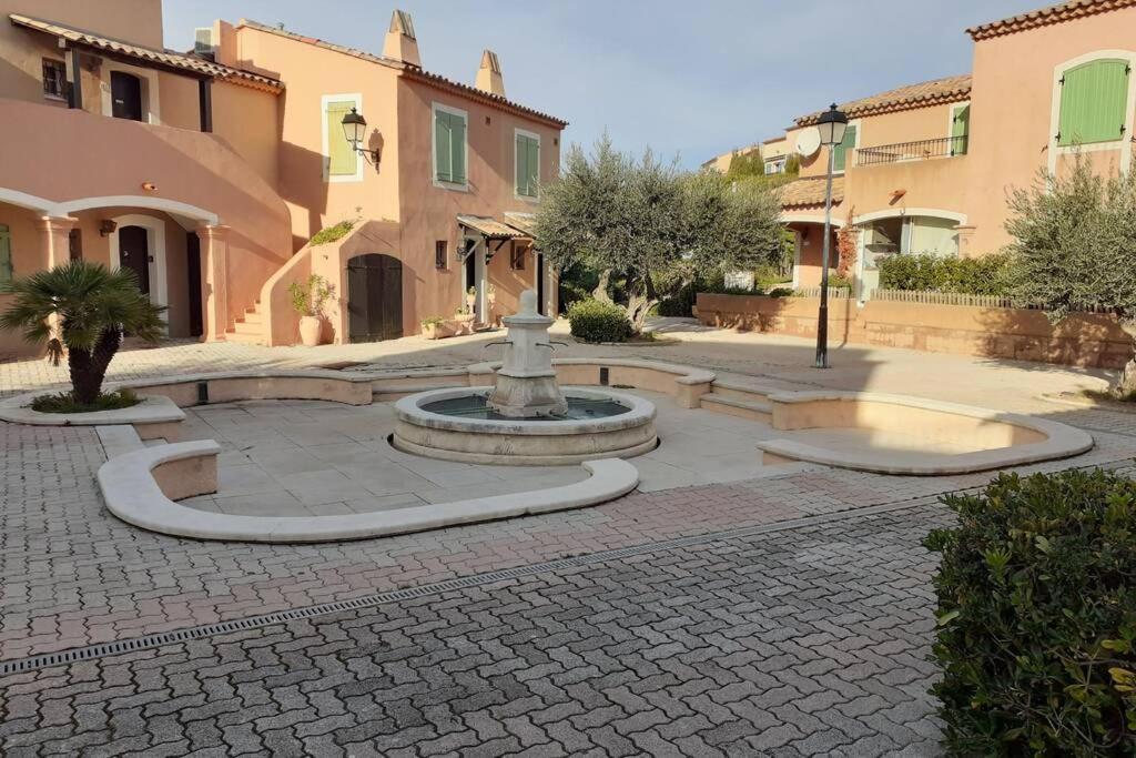Bel Appartement Dans Le Golfe De Saint Tropez Les Issambres Eksteriør billede